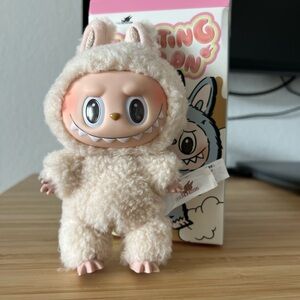 Labubu Soymilk Exciting Macaron